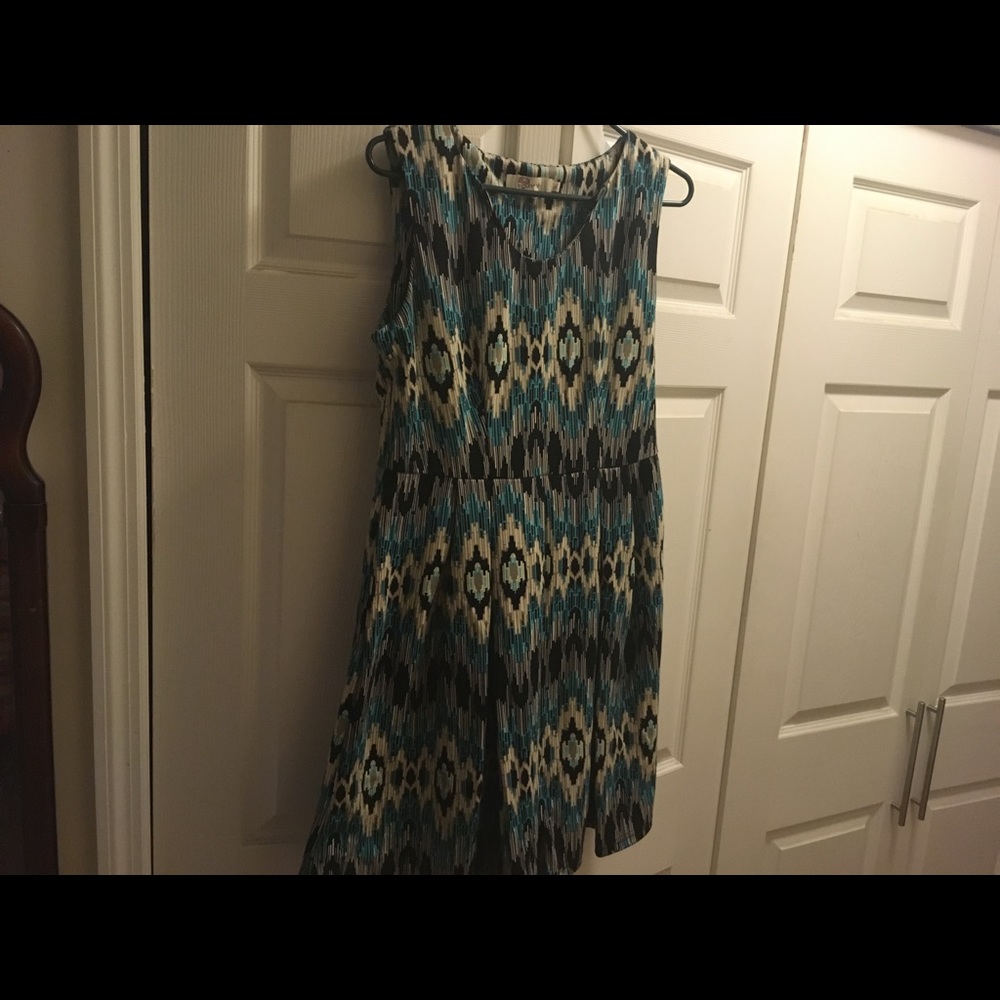 Aryeh boutique dress large never worn